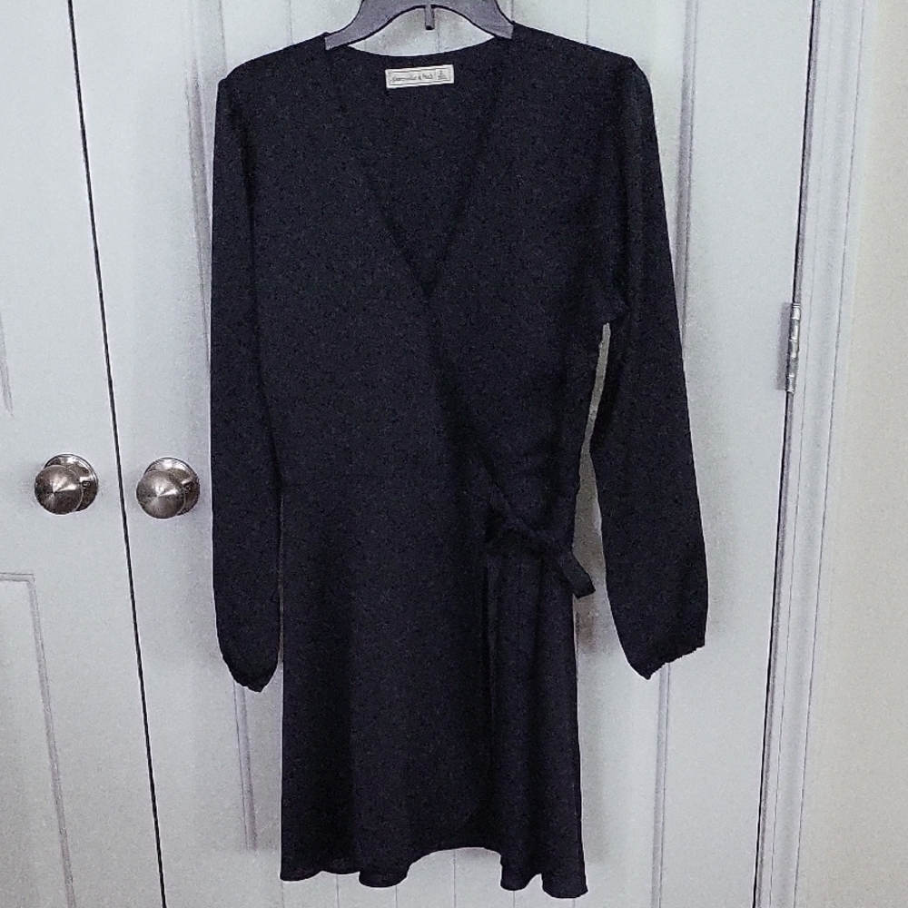 Abercrombie & Fitch Black Wrap Sheath Dress